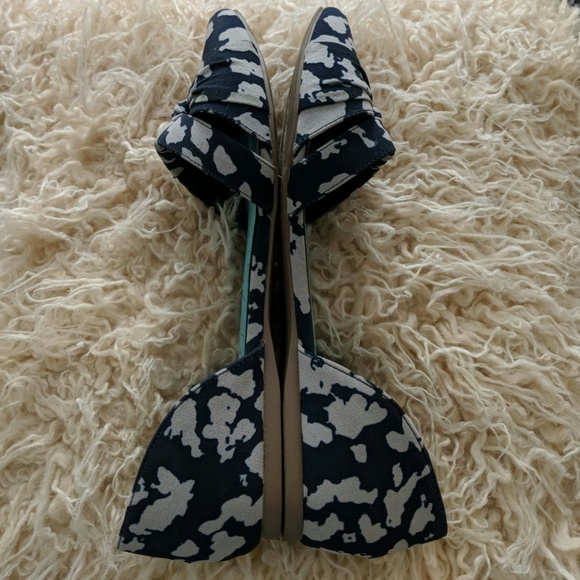 Blowfish Dacey Blue & White Summer Flats 7.5 - Picture 2 of 3